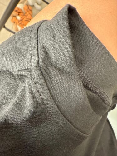 Customer photo review of Crop Top Cotton Shirts for Women Cute Sleeveless Yoga Tops Running Gym Workout Shirts Casual Fitness Loose Female T-Shirt