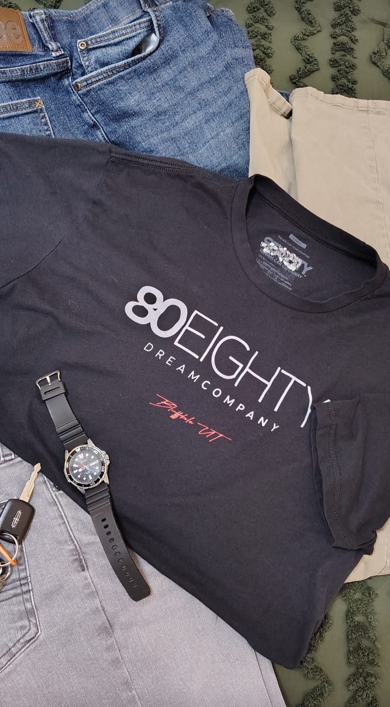 Customer photo review of 80Eighty® Tech Shirt