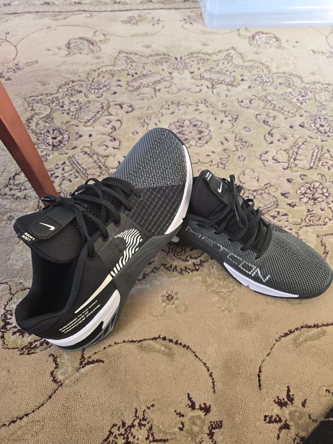 Customer photo review of Nike Metcon 8 Dark Smoke Grey