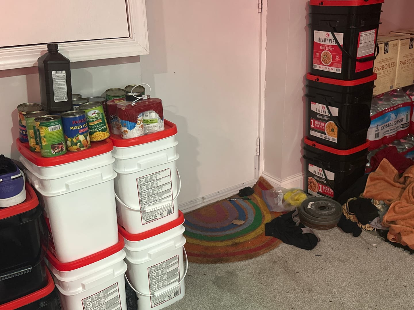 Customer photo review of 170 Serving Emergency Food Apocalypse Bucket