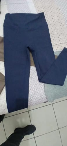 Customer photo review of Sculpt & Support Women's High-Waist Leggings — Quick-Dry, Hip-Lifting Fit