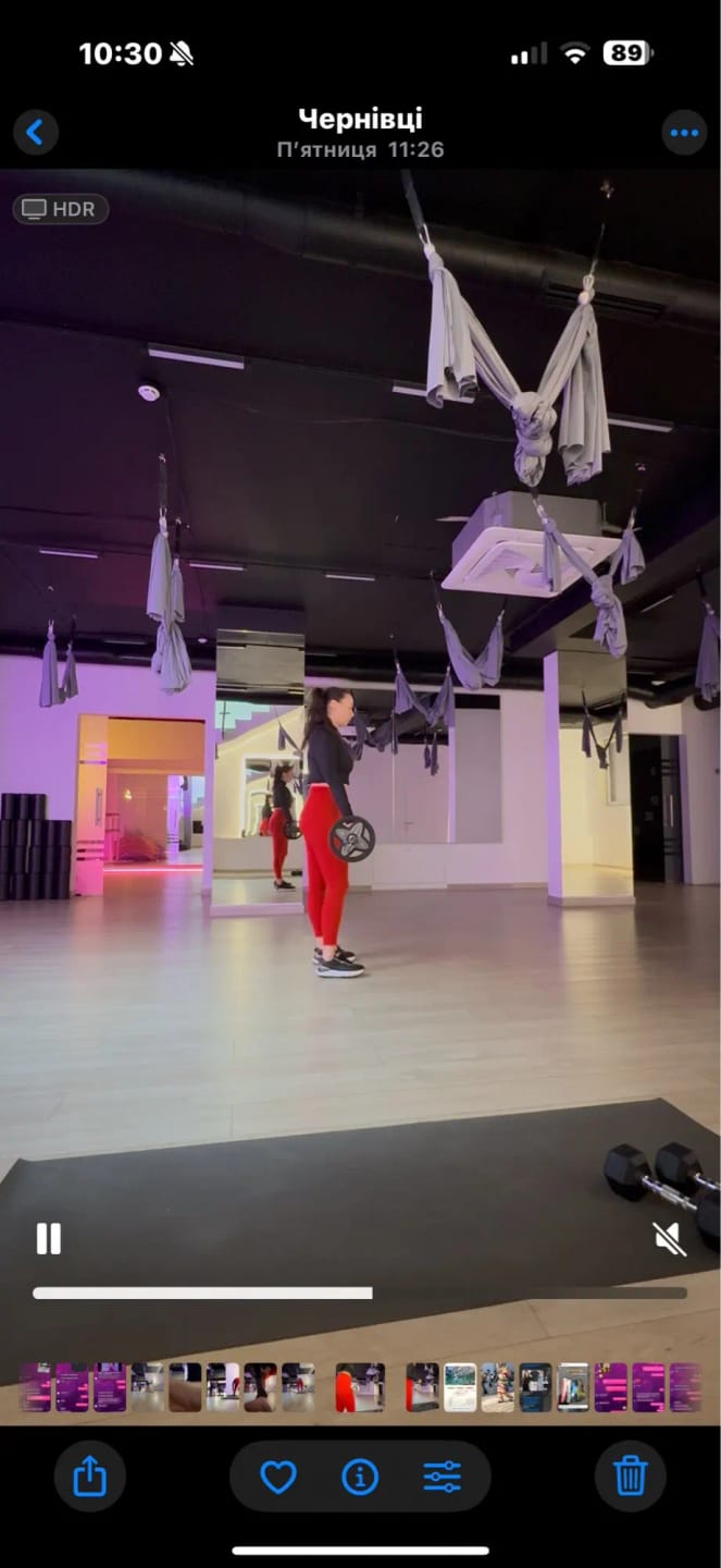 Customer photo review of Women’s High-Waist Yoga Leggings – Breathable, Quick-Dry, Stretchy & Stylish