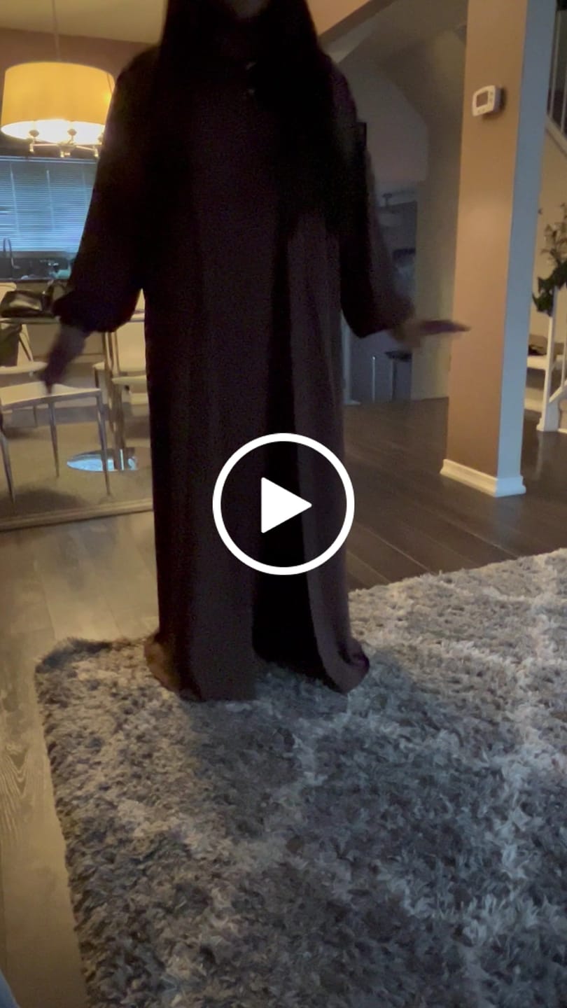 Customer video review of Amani Textured Abaya Set - Cocoa Brown