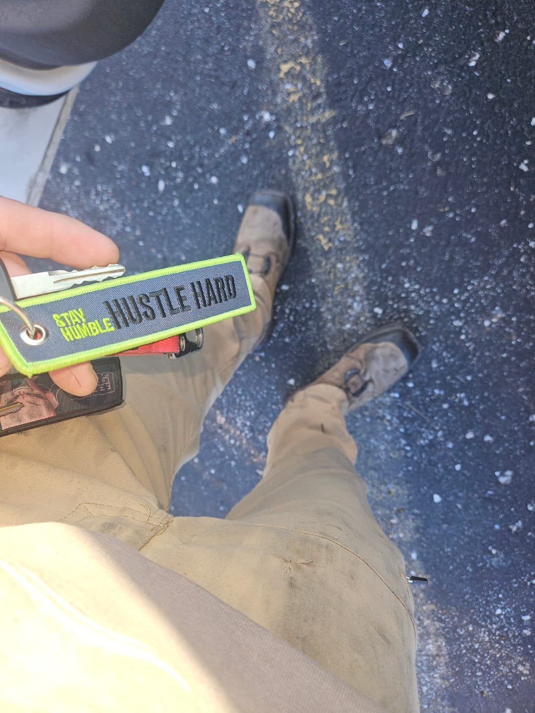 Customer photo review of Hustle Hard Jet Tag