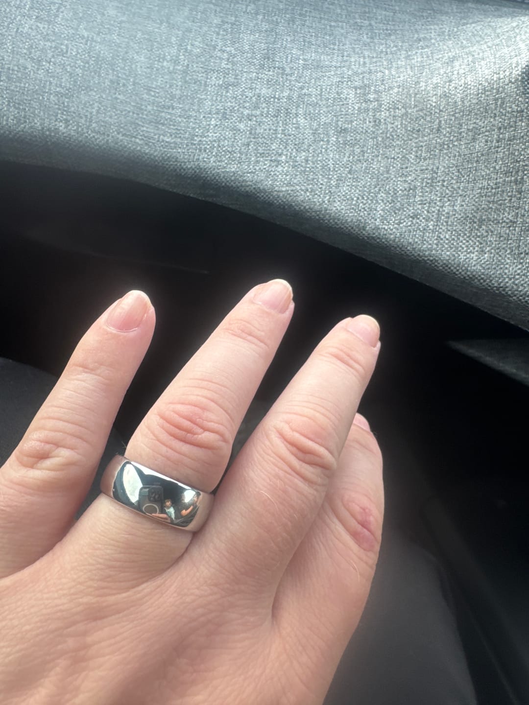 Customer photo review of White Gold 8mm Wonder Ring