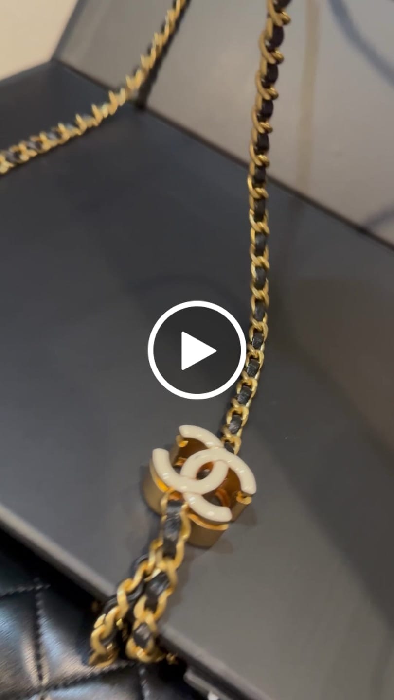 Customer video review of CC MINI 22 HANDBAG IN BLACK CALFSKIN GOLD HARDWARE