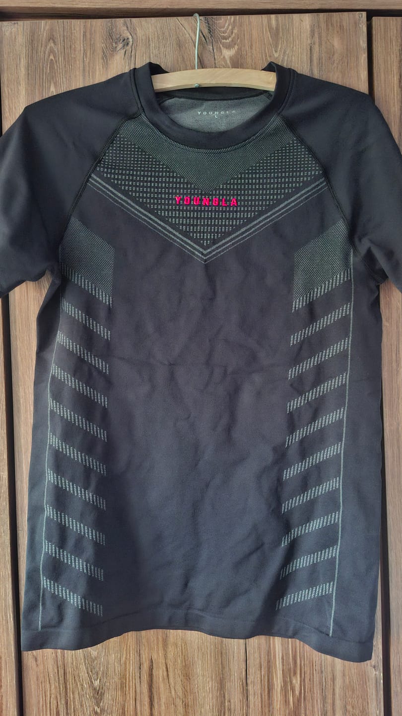 Customer photo review of 465 Superhero Compression Tees