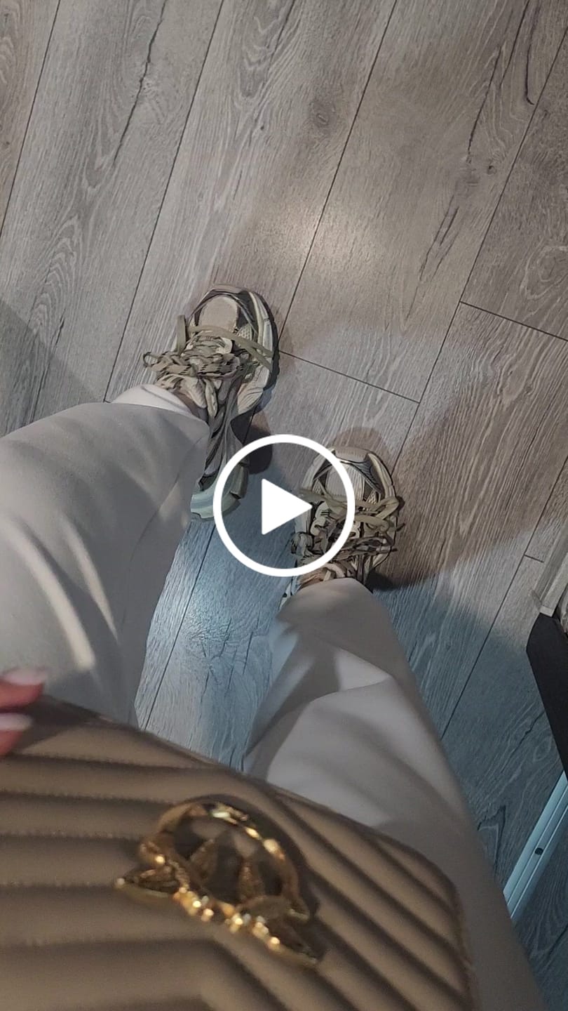 Customer video review of Balenciaga 3XL 'Beige'