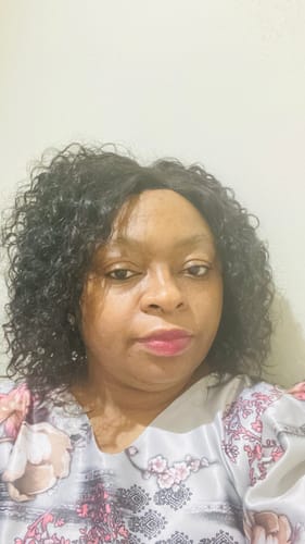 Customer photo review of Brazilian Middle Part 8inch Combo