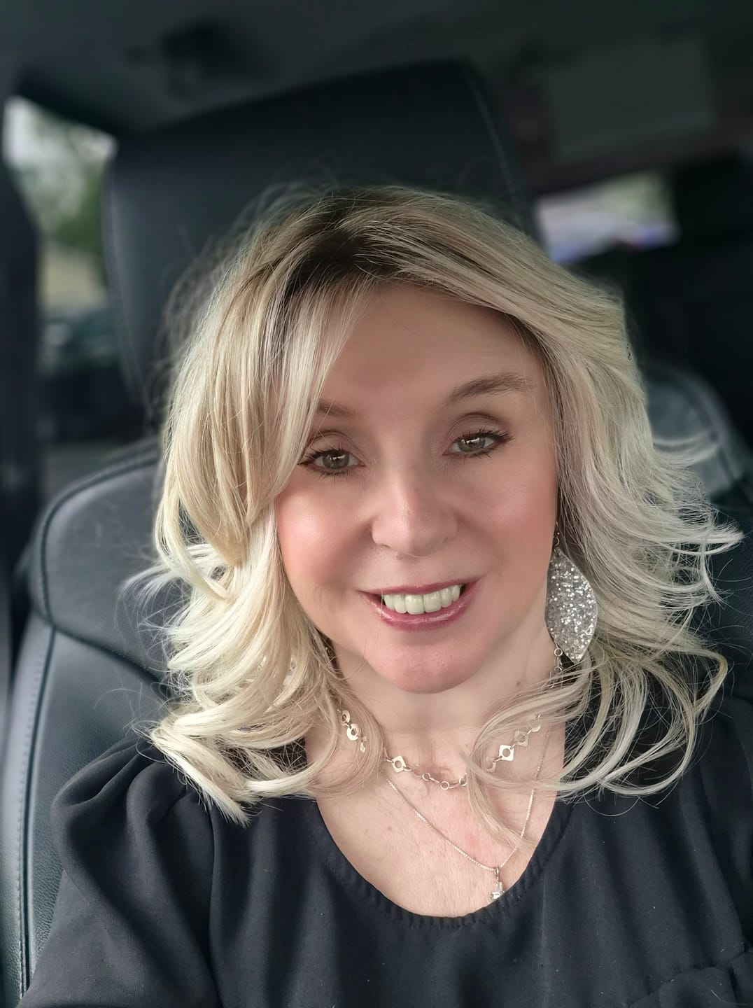 Customer photo review of FIRST CHOICE - Paparazzi Blonde