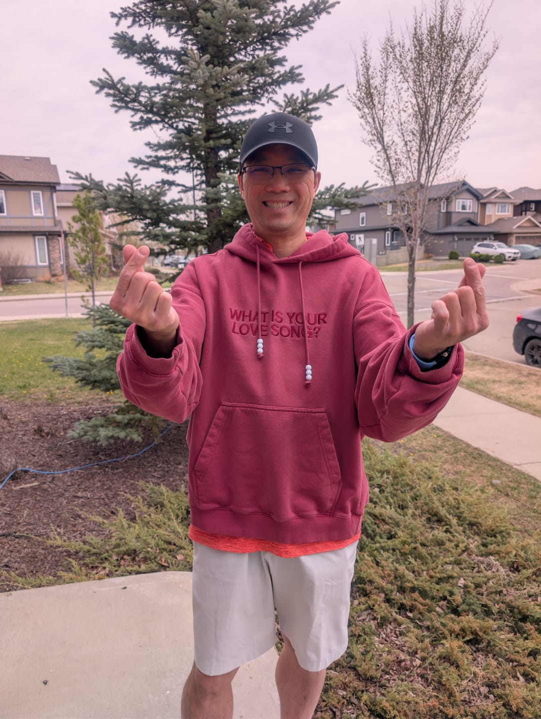 Customer photo review of [2ND PRE-ORDER] BTS - ARIRANG OFFICIAL MD HOODIE RED
