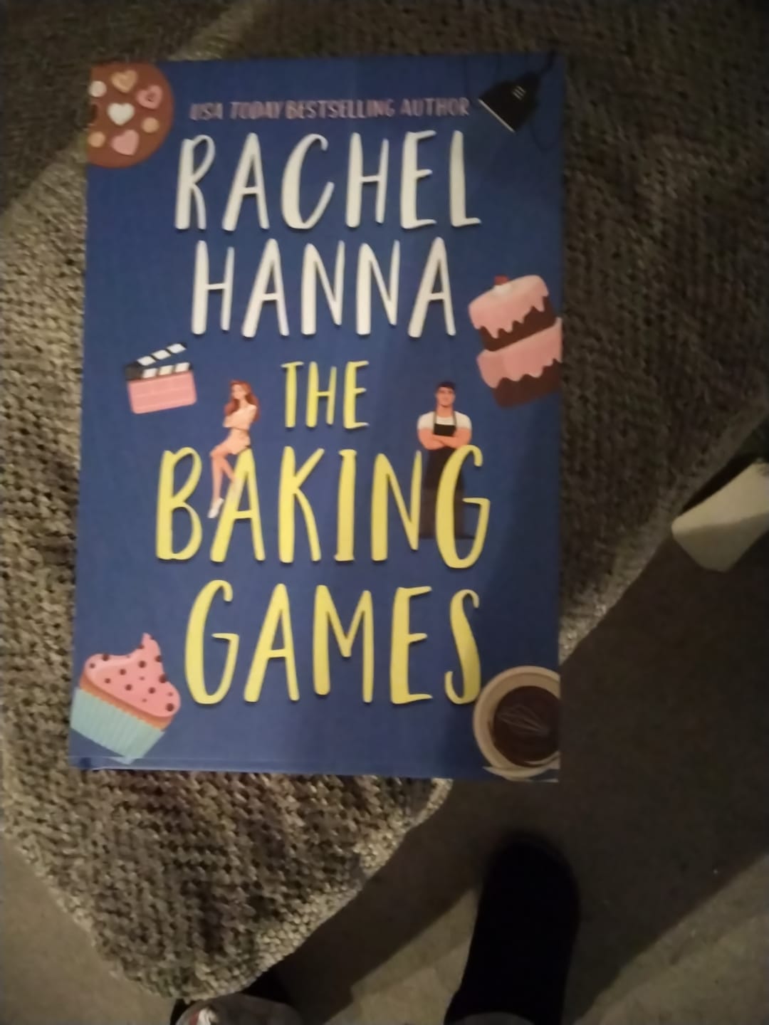 Customer photo review of SPECIAL EDITION The Baking Games Hardcover with Sprayed Edges (+ AUTHOR-SIGNED BOOKPLATE)