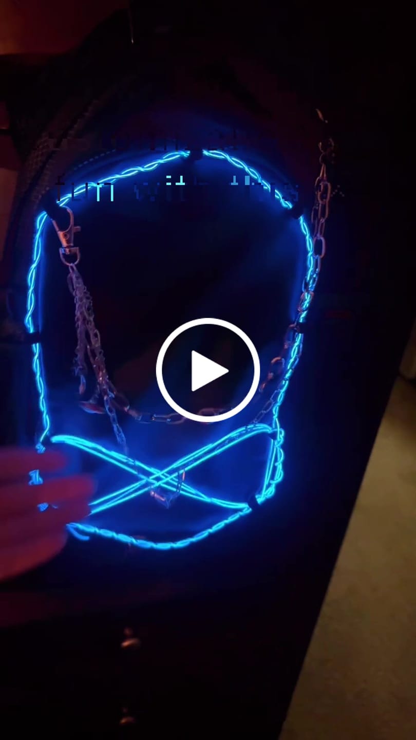 Customer video review of ESSENTIAPAC PRO™ ANTI-THEFT HYDRATION PACK V2