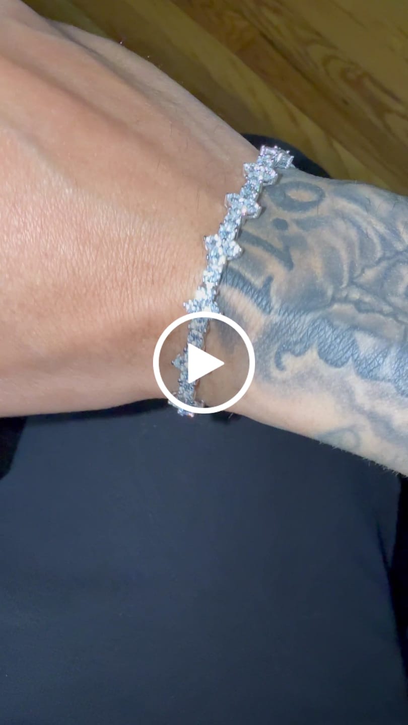 Customer video review of Moissanite Thorn Bracelet