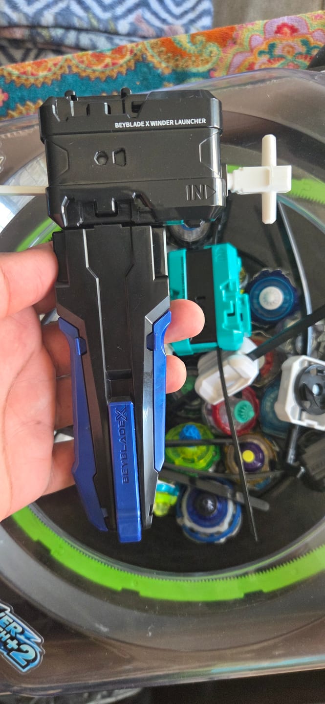 Customer photo review of TAKARA TOMY Beyblade X Launcher Grip BX-11