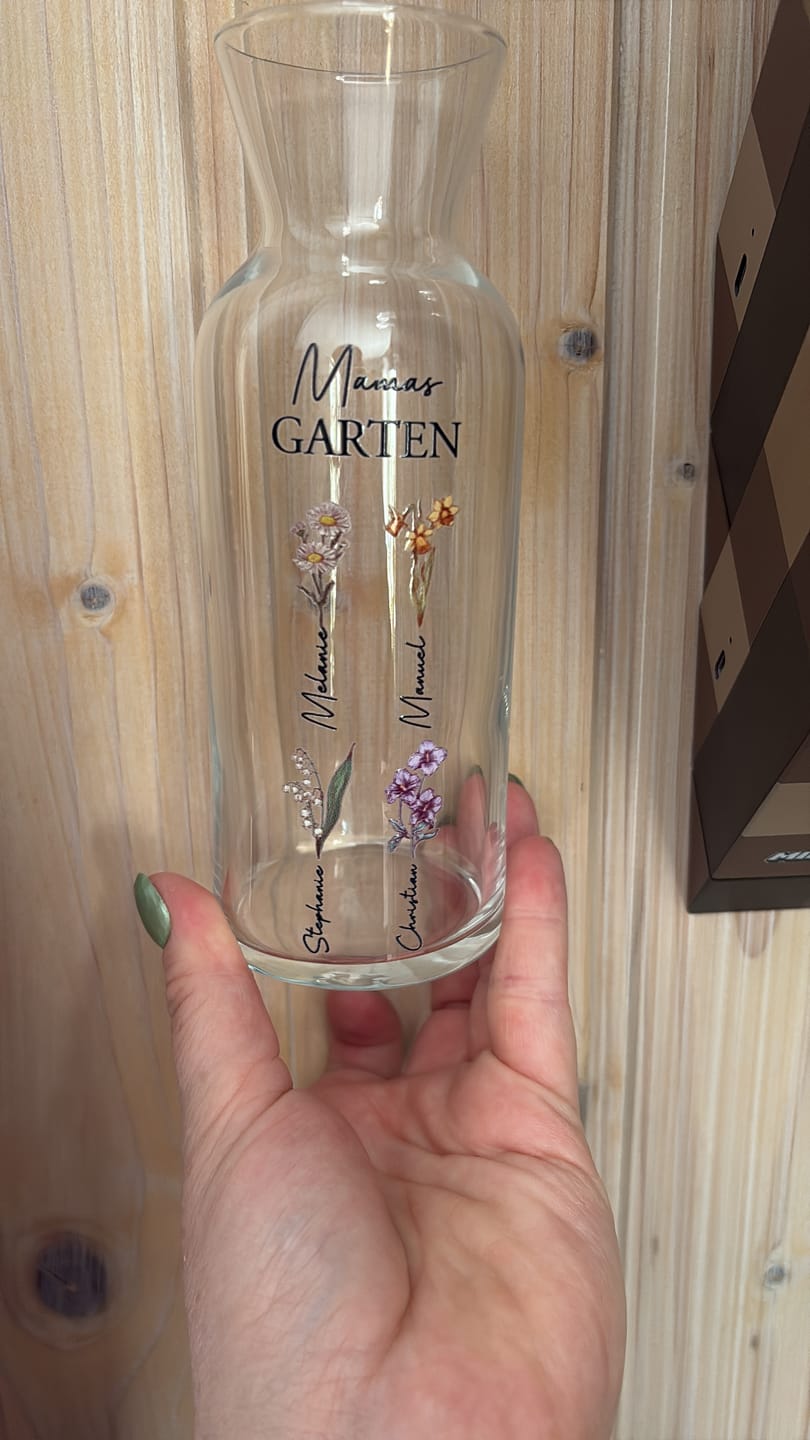 Customer photo review of Mamas Garten - Personalisierte Vase mit Namen und Blumen für Mama und Oma