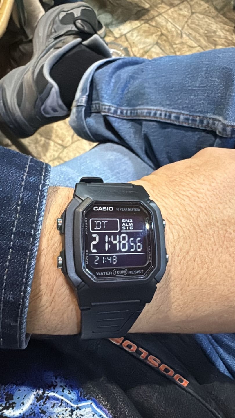 Customer photo review of Reloj Casio Vintage W-800H-1BV Negro Pantalla Negativa