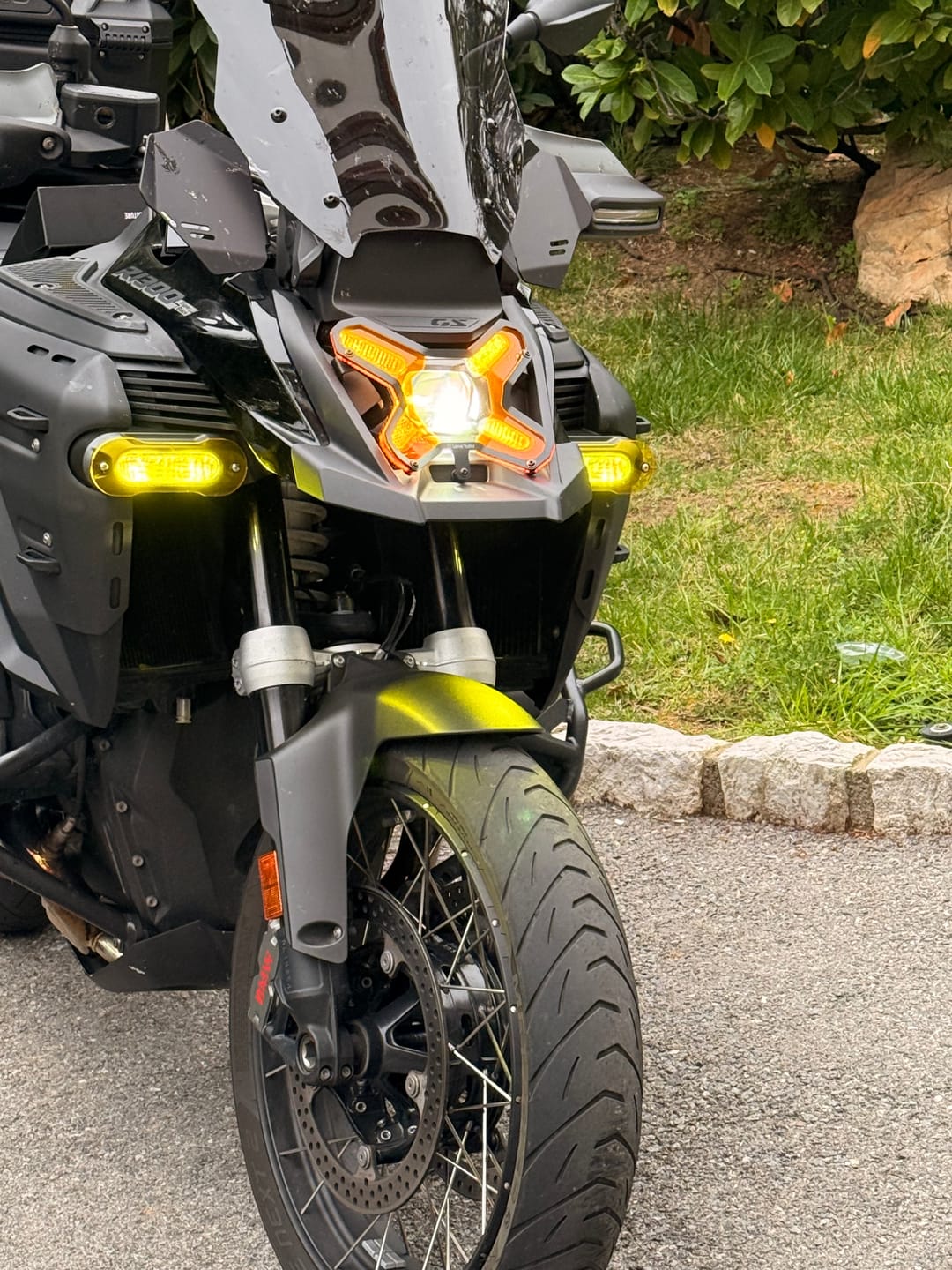 Customer photo review of Headlight Guard Kit for BMW R1300GS / R1300GS Adventure