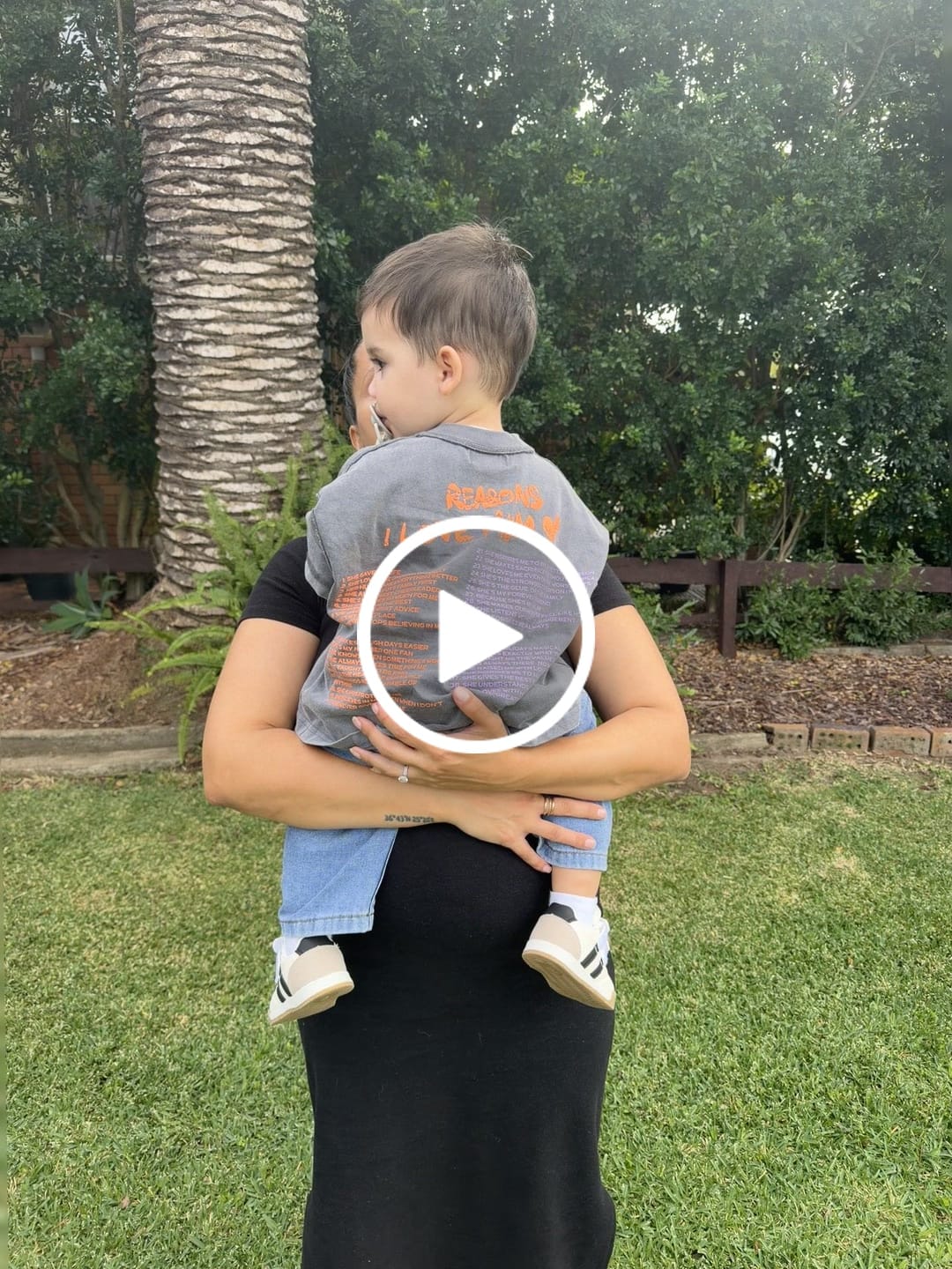 Customer video review of Love mum tee