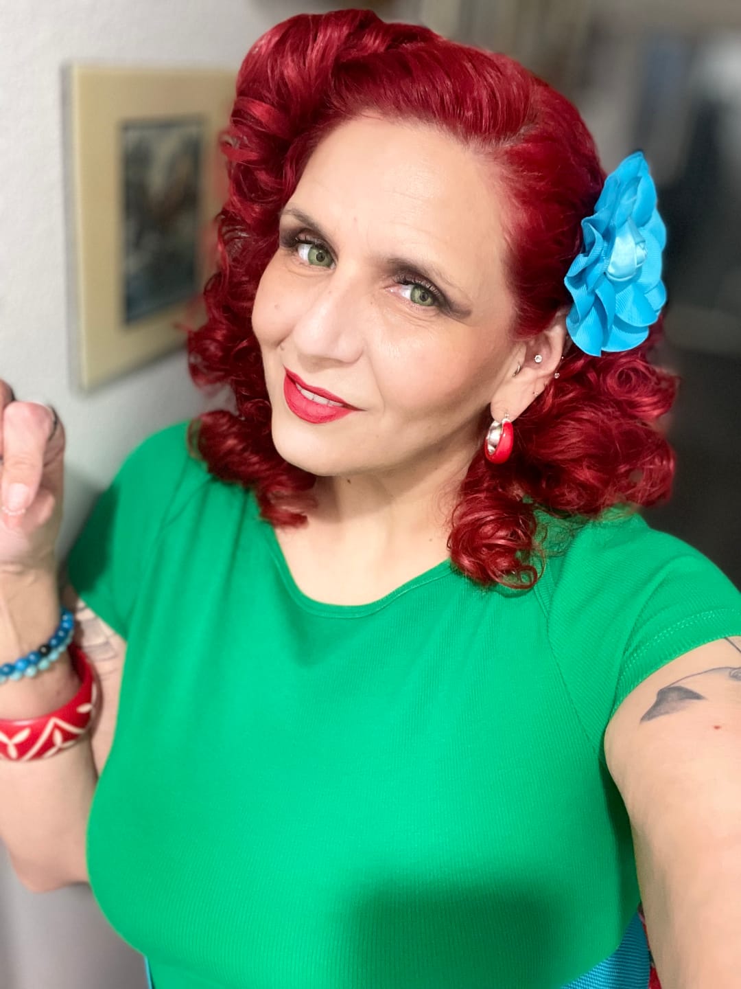 Customer photo review of Amazonia Green Prescription Coloured Contact Lenses