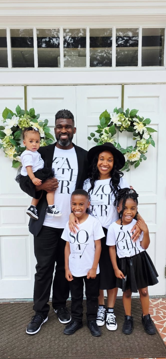 Customer photo review of Mother logo Remix T-shirt