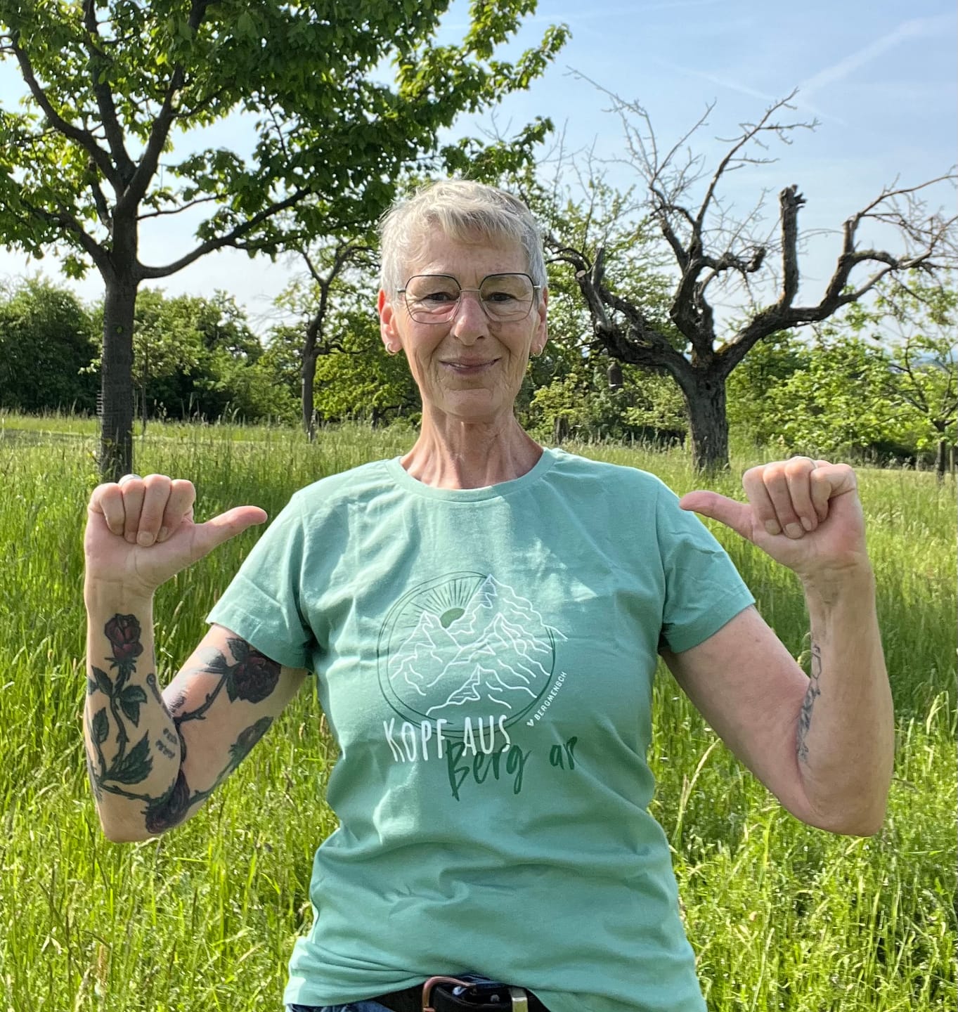 Customer photo review of Kopf aus, Berg an - Damen Premium Organic Shirt