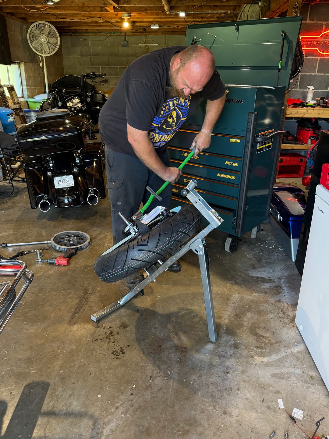 Customer photo review of Rabaconda Street Bike Tire Changer