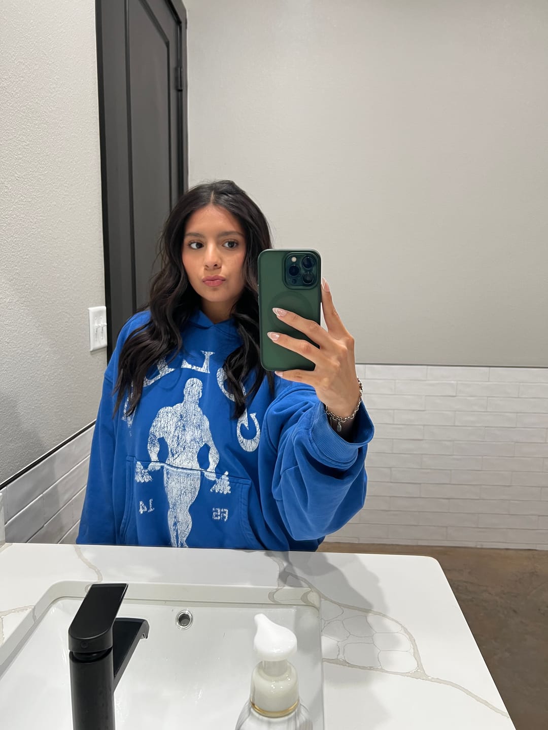 Customer photo review of 5161 - Golds Gym Classic Pullovers