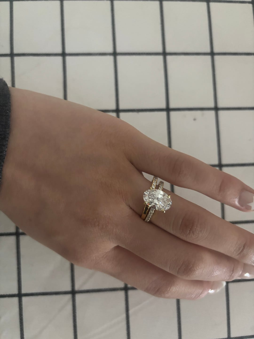 Customer photo review of S925 4.0 Carat Oval Cut Wedding Ring Set With Hidden Halo Promise Ring Classic Half Wedding Band