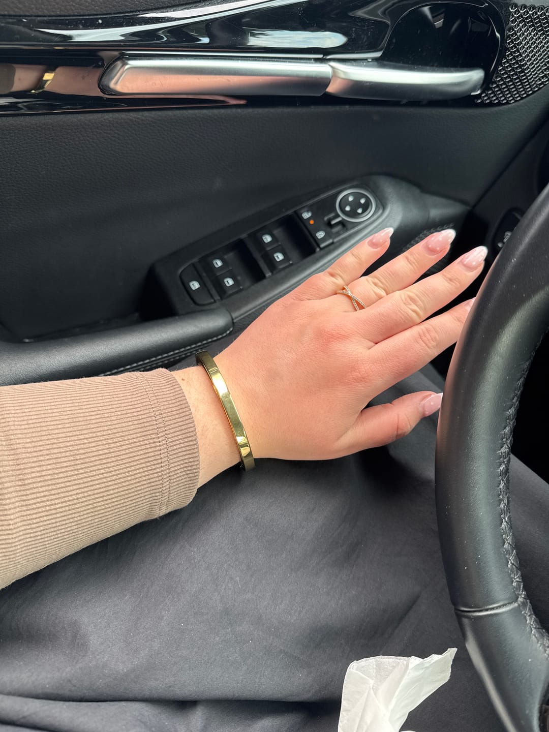 Customer photo review of Hair-tie Hider Cuff Bracelet