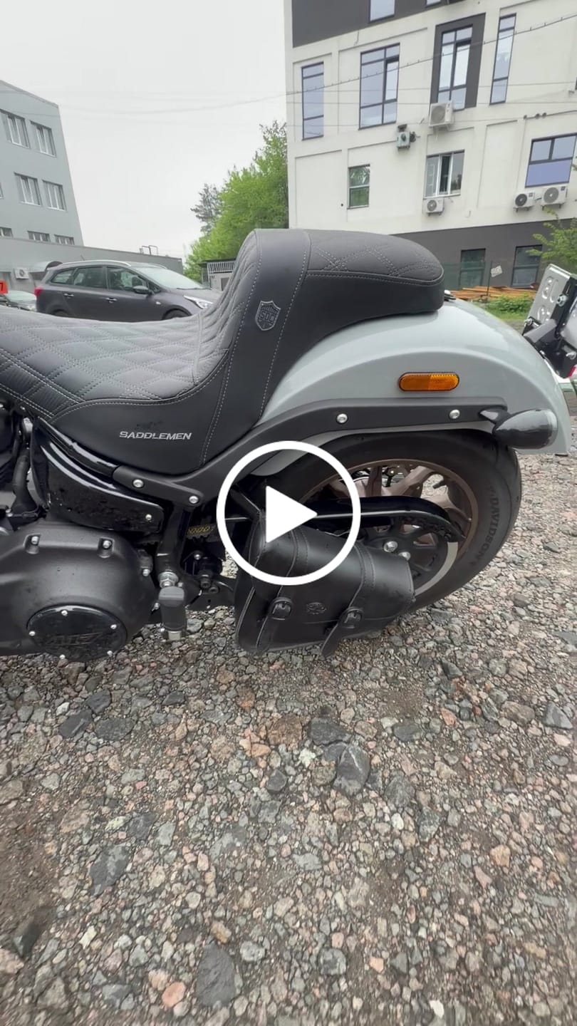 Customer video review of 3L - Dark Age Plain Leather Motorcycle Swing arm Bag For Harley Softail