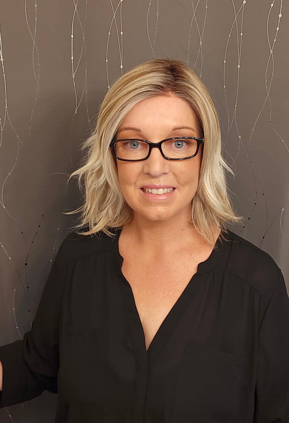 Customer photo review of TAKING FLIGHT - Neutral Sand Blonde