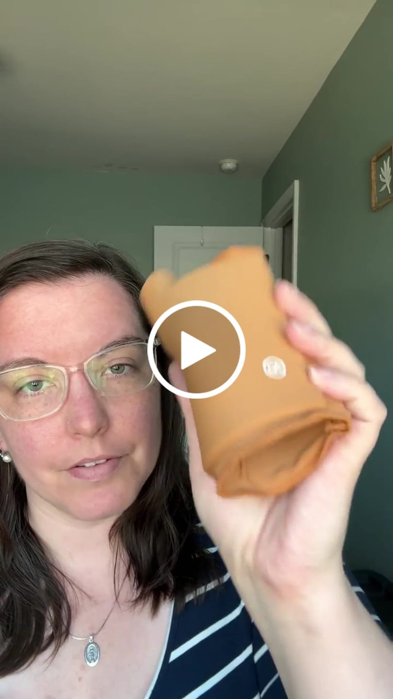 Customer video review of Cooling Compression Sleeve For Thumb & Wrist