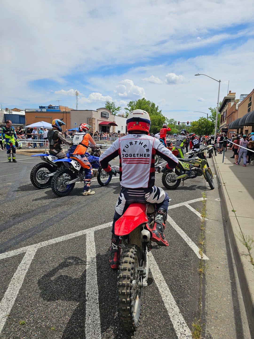 Customer photo review of WLF T-Stone Jersey // Gaiter Combo