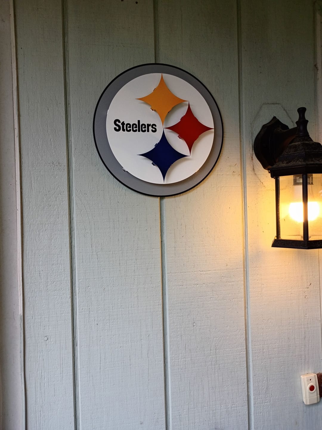 Customer photo review of Pittsburgh Steelers "Steelmark" 3D Vintage Metal Wall Art