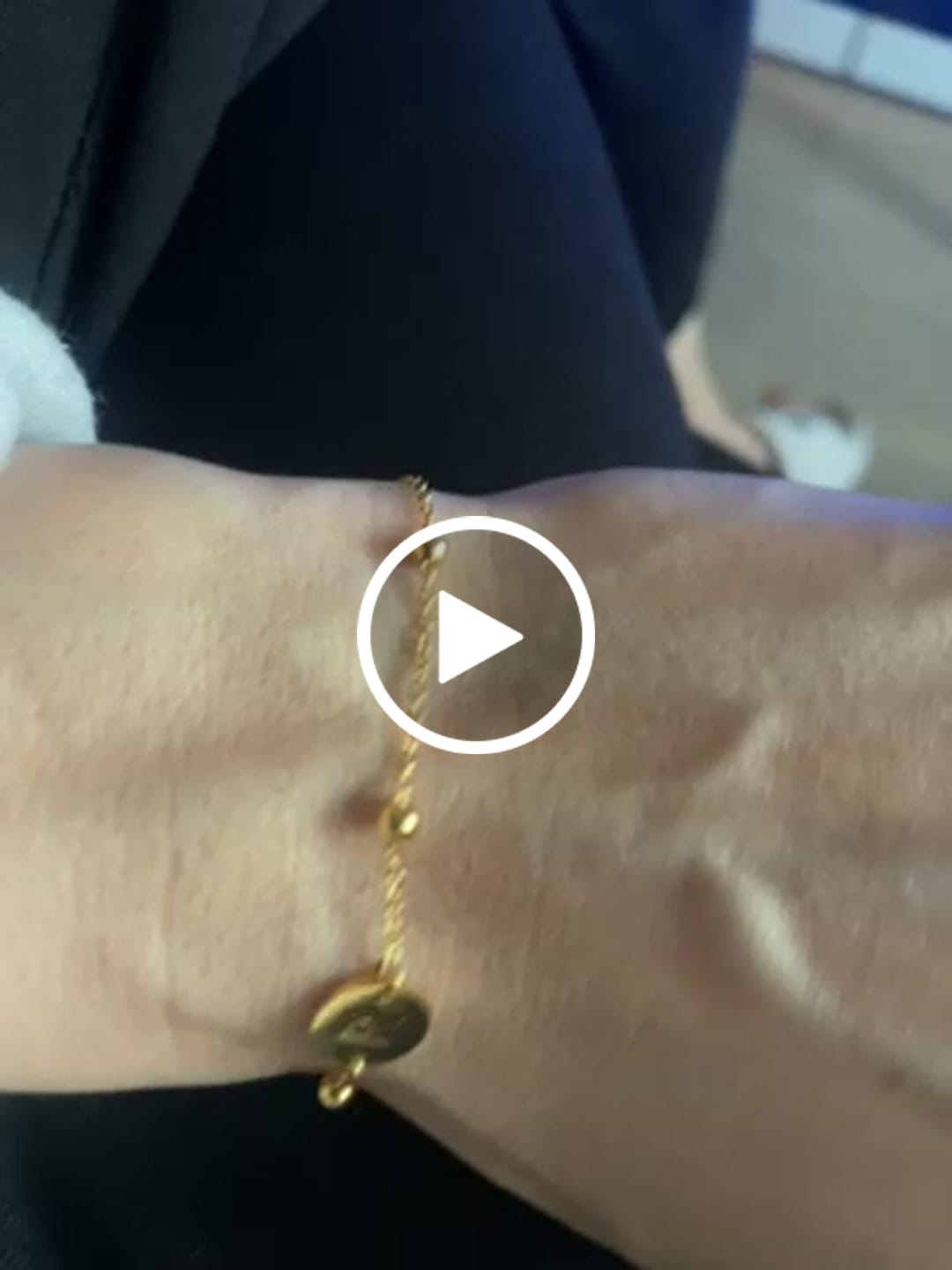 Customer video review of Pulsera Círculo Inicial