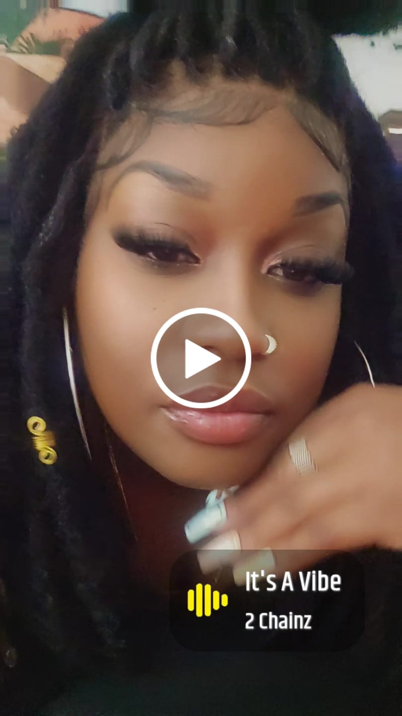Customer video review of Soft And Distressed Faux Butterfly Locs Pre Bleached Swiss HD Full Lace Wig