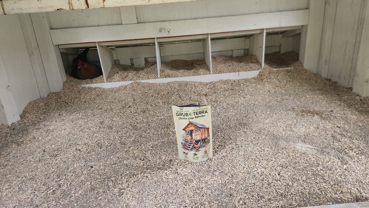 Customer photo review of GrubTerra Coop Refresher. Keeps The Coop Smelling Fresh For Longer!