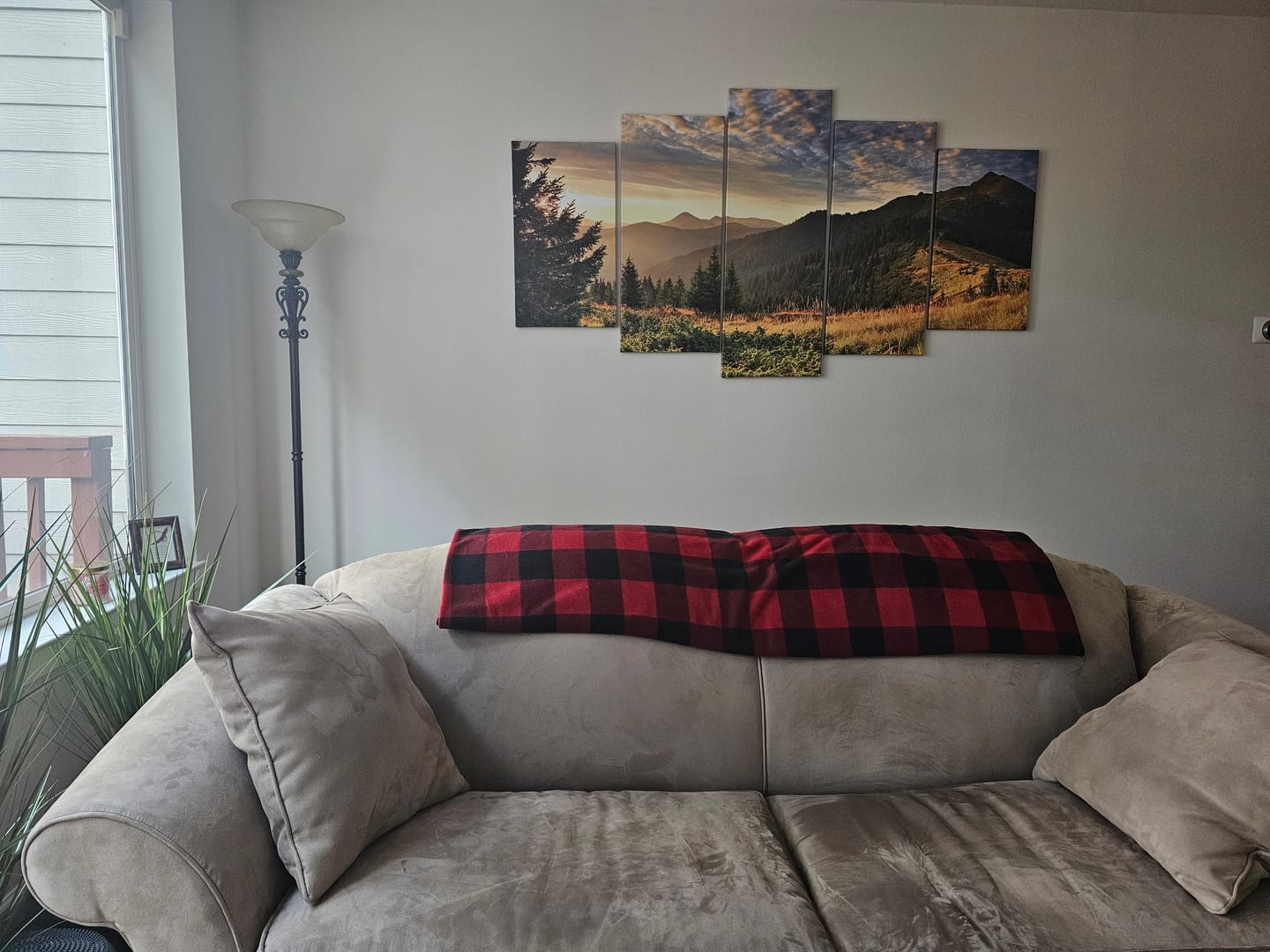 Customer photo review of Hillside View