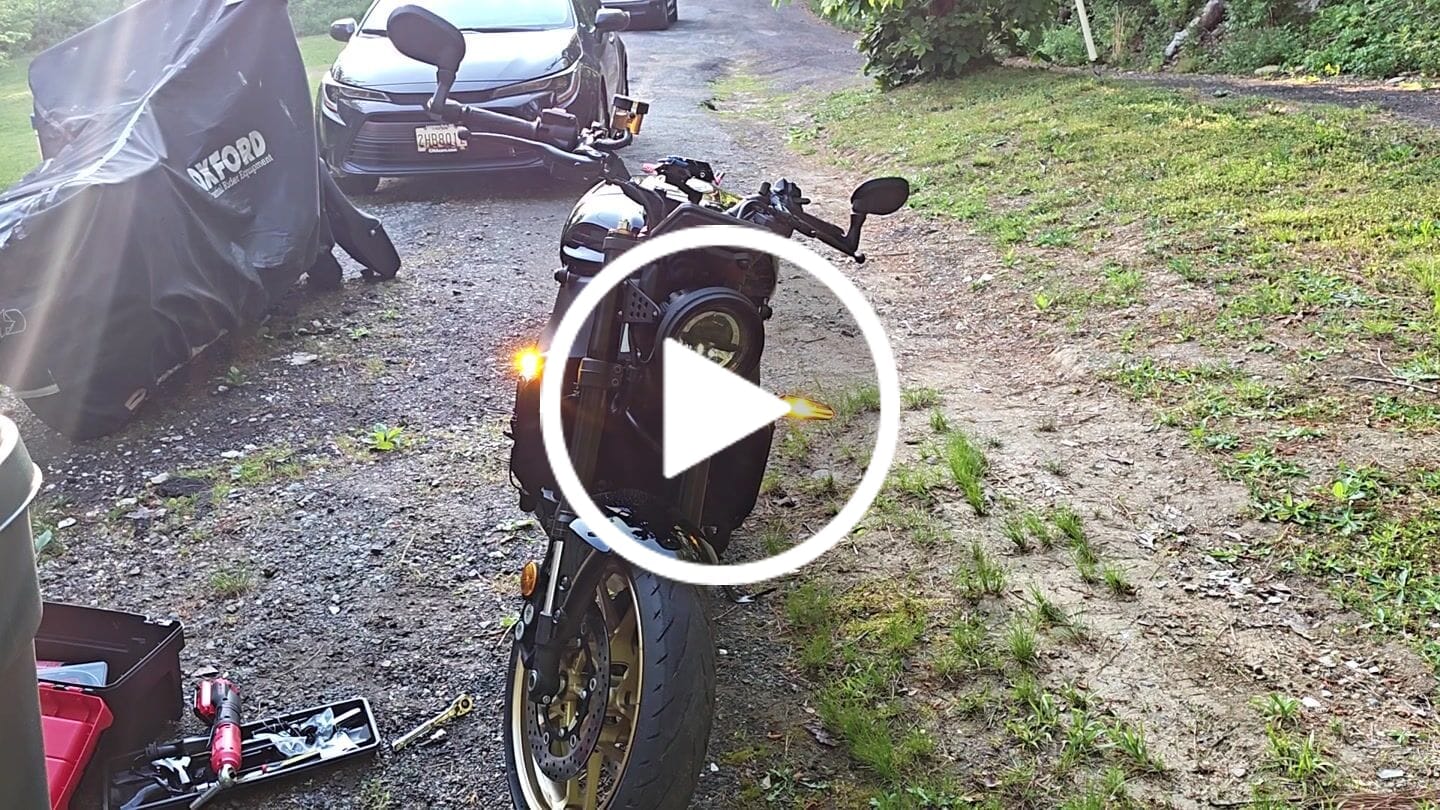 Customer video review of Yamaha XSR900 Front Machined Turn Signal Plate Adapter Kits 2022-2026