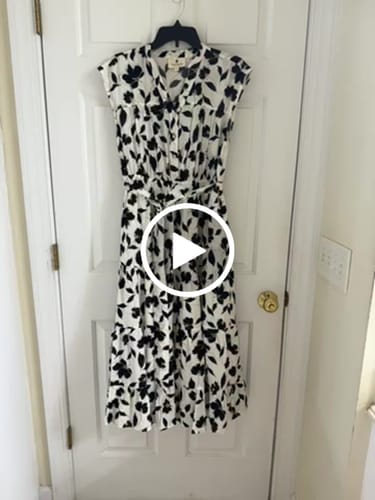 Customer video review of Lovely Floral Tiered Midi Dress