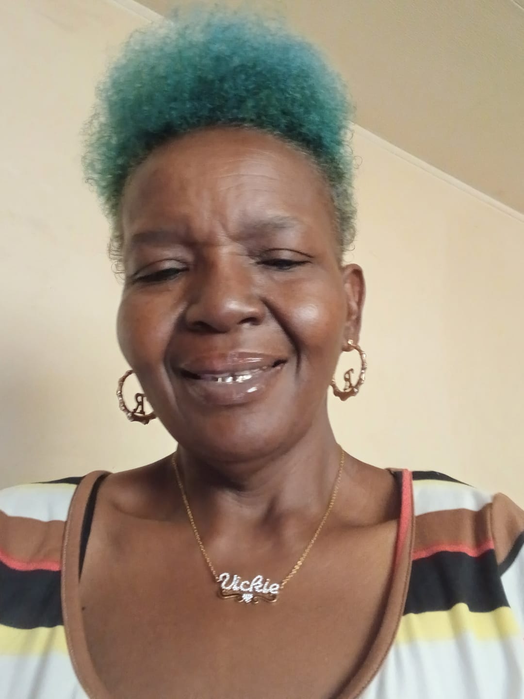 Customer photo review of Ice out Personalized Single Name Nameplate Necklace