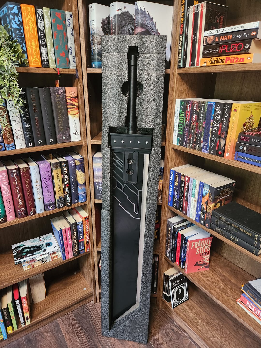 Customer photo review of Final Fantasy Cloud Strife Buster Metal Sword