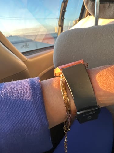 Customer photo review of Pulsera cinta bañada en oro