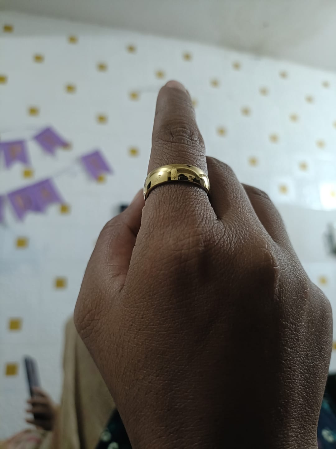 Customer photo review of Bold Gleam Classic Dome Ring