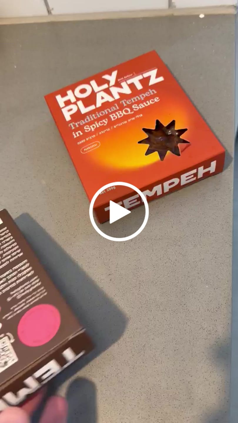 Customer video review of Traditional Tempeh in Spicy BBQ Sauce