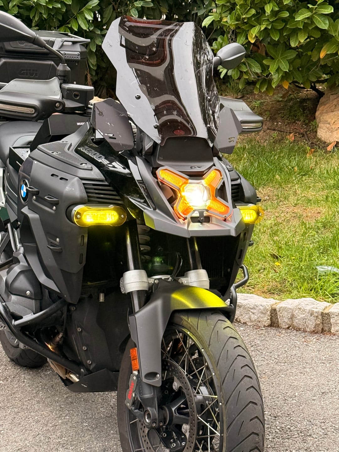 Customer photo review of Headlight Guard Kit for BMW R1300GS / R1300GS Adventure