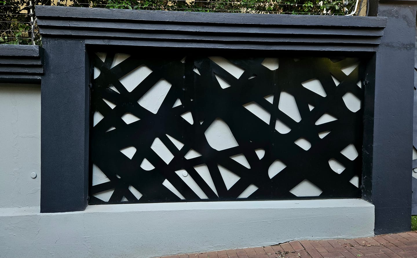 Customer photo review of CS-1 Laser Cut Steel Screen / Divider