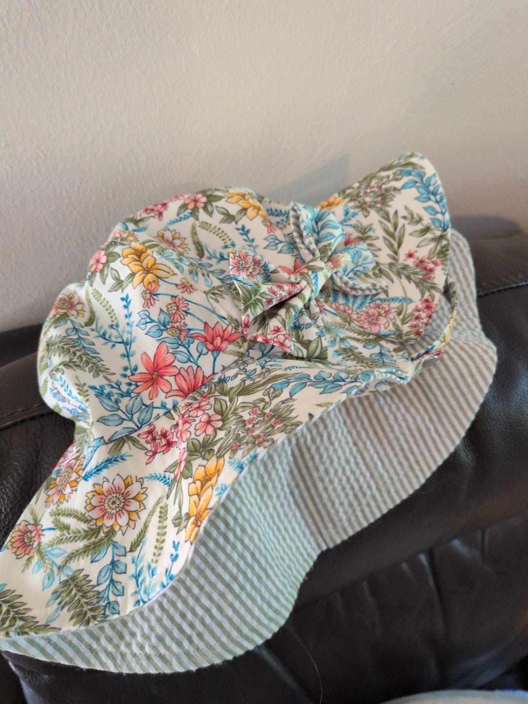 Customer photo review of Colourful Abstract Floral Rose & Hubble Cotton Poplin Fabric