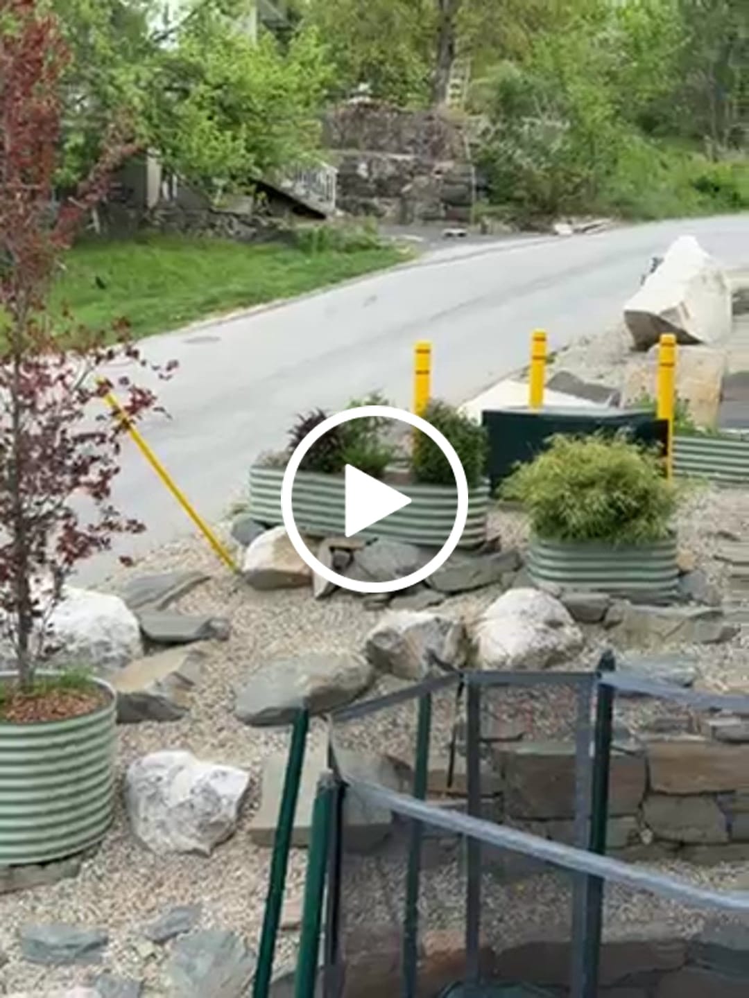 Customer video review of 32" Tall Large Round